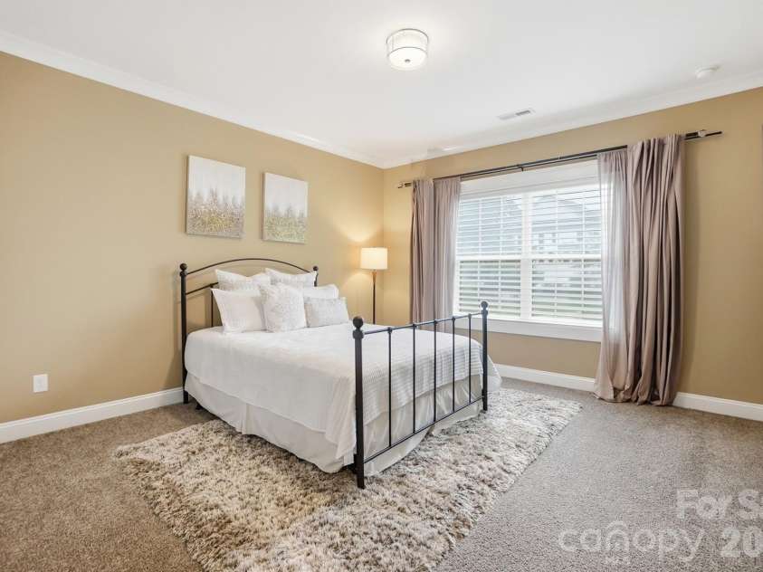 7626 Deerfield Manor Drive, Charlotte, NC 28270.  MLS# CAR4383264, YatesRealty ID 28529. 
