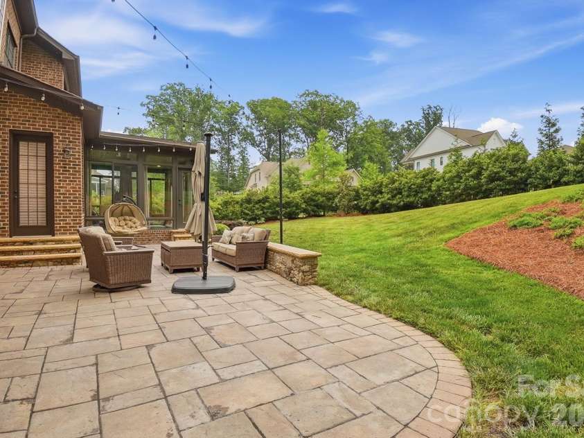 7626 Deerfield Manor Drive, Charlotte, NC 28270.  MLS# CAR4383264, YatesRealty ID 28529. 