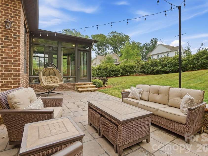 7626 Deerfield Manor Drive, Charlotte, NC 28270.  MLS# CAR4383264, YatesRealty ID 28529. 