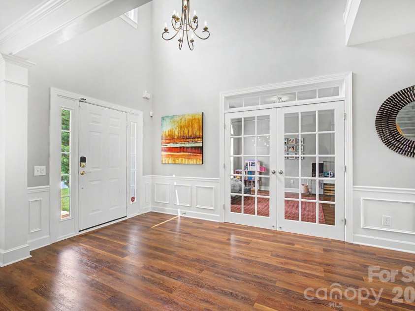 10913 Knight Castle Drive, Charlotte, NC 28277.  MLS# CAR4389242, YatesRealty ID 28532. 