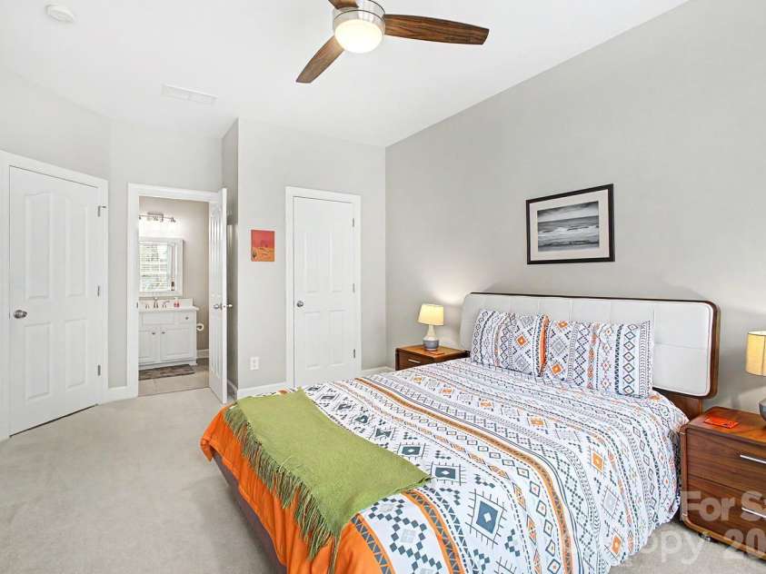 10913 Knight Castle Drive, Charlotte, NC 28277.  MLS# CAR4389242, YatesRealty ID 28532. 