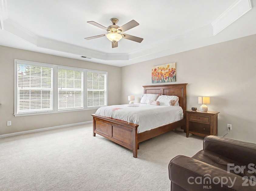 10913 Knight Castle Drive, Charlotte, NC 28277.  MLS# CAR4389242, YatesRealty ID 28532. 