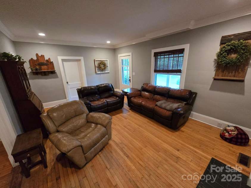 129 Carolina Avenue, Forest City, NC 28043.  MLS# CAR4264480, YatesRealty ID 28533. 