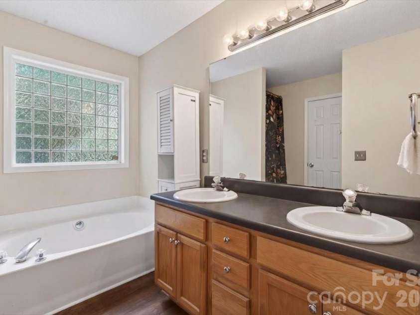 1473 Lowell Trace, Rock Hill, SC 29732.  MLS# CAR4386496, YatesRealty ID 28533. 