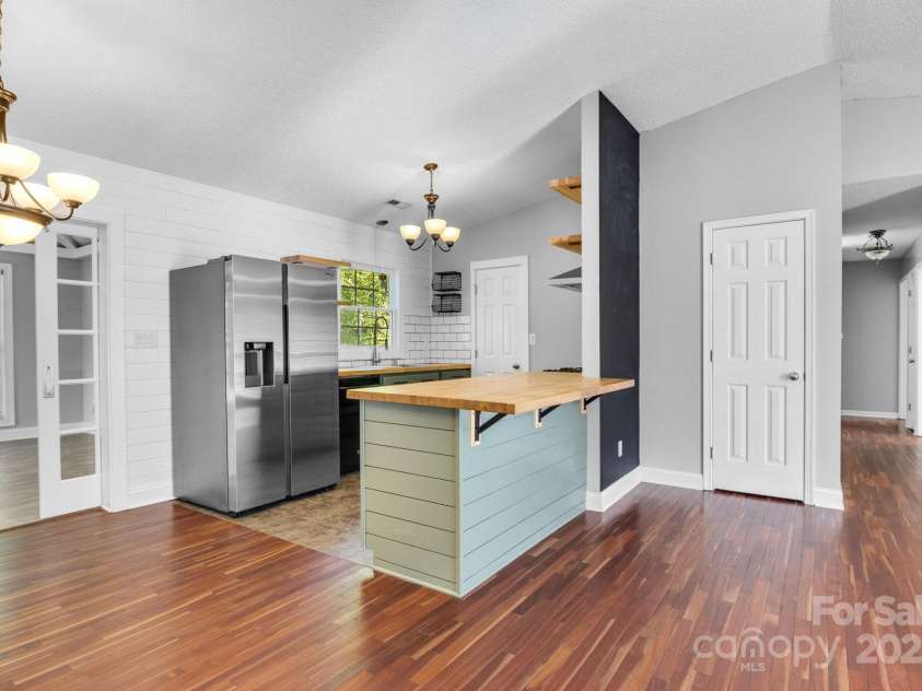 1012 Thorncrest Drive, Fletcher, NC 28732.  MLS# CAR4280645, YatesRealty ID 28534. 