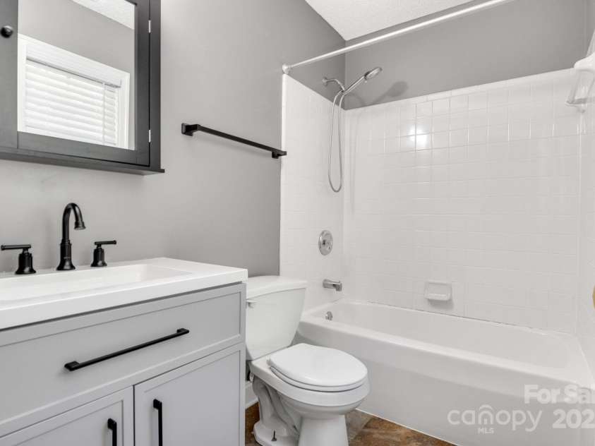 1012 Thorncrest Drive, Fletcher, NC 28732.  MLS# CAR4280645, YatesRealty ID 28534. 