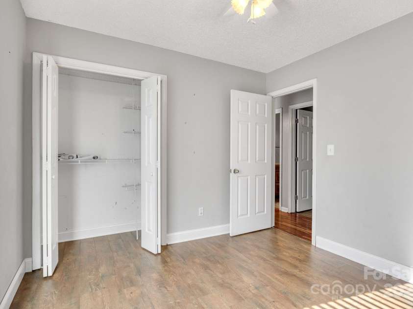 1012 Thorncrest Drive, Fletcher, NC 28732.  MLS# CAR4280645, YatesRealty ID 28534. 