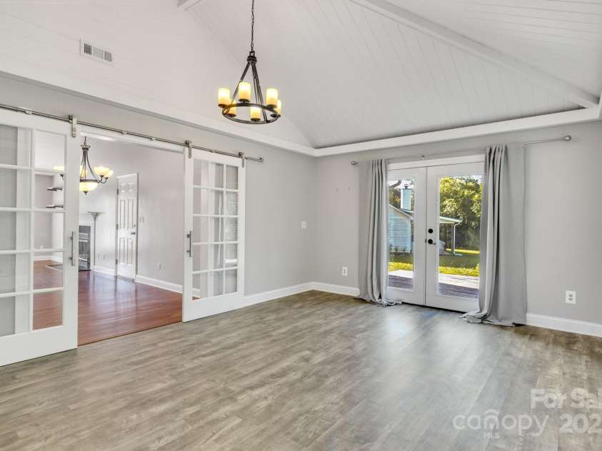 1012 Thorncrest Drive, Fletcher, NC 28732.  MLS# CAR4280645, YatesRealty ID 28534. 