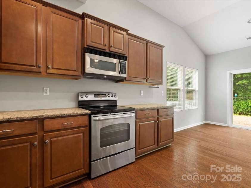 1660 Beleek Ridge Lane, Lake Wylie, SC 29710.  MLS# CAR4266744, YatesRealty ID 28536. 