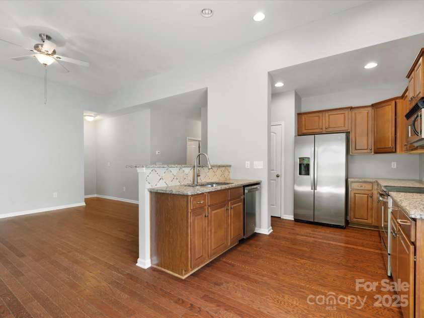 1660 Beleek Ridge Lane, Lake Wylie, SC 29710.  MLS# CAR4266744, YatesRealty ID 28536. 