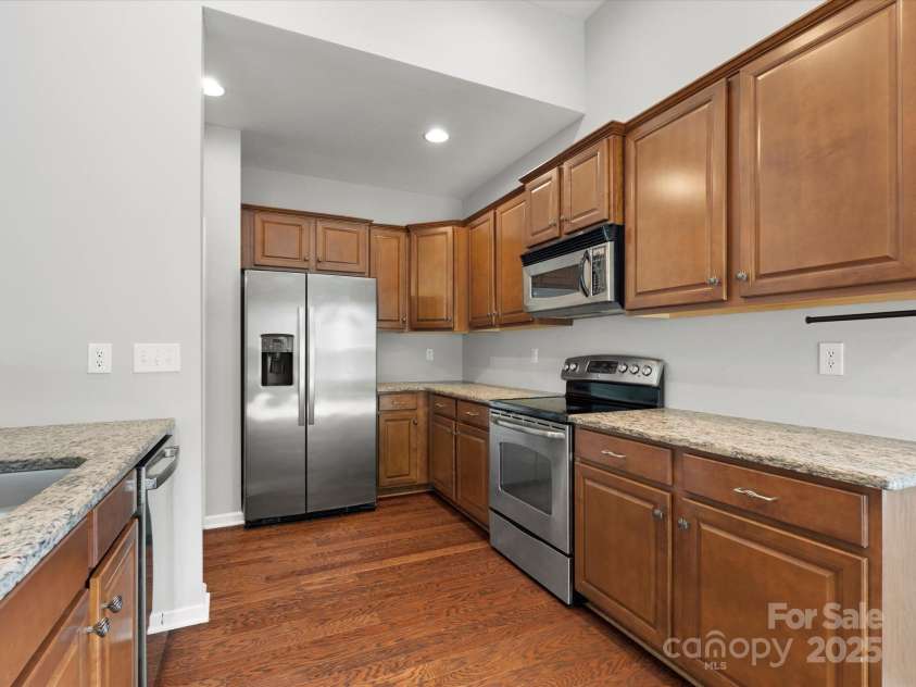 1660 Beleek Ridge Lane, Lake Wylie, SC 29710.  MLS# CAR4266744, YatesRealty ID 28536. 