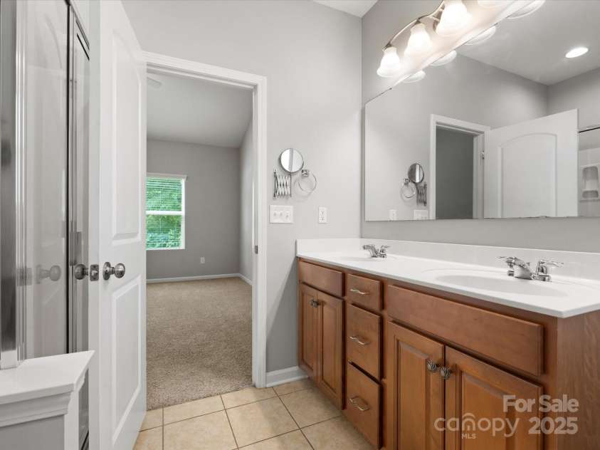 1660 Beleek Ridge Lane, Lake Wylie, SC 29710.  MLS# CAR4266744, YatesRealty ID 28536. 