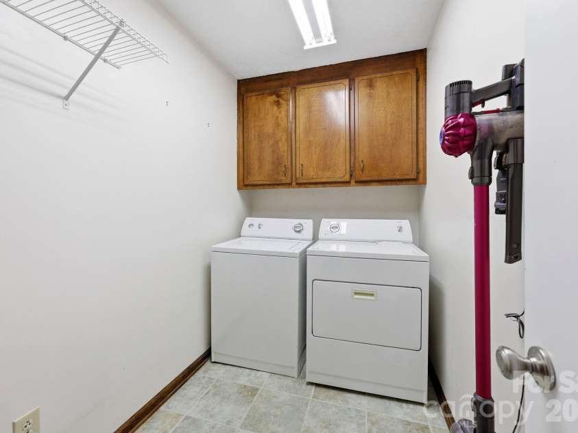 31648 Ameron Circle, Albemarle, NC 28001.  MLS# CAR4389801, YatesRealty ID 28536. 