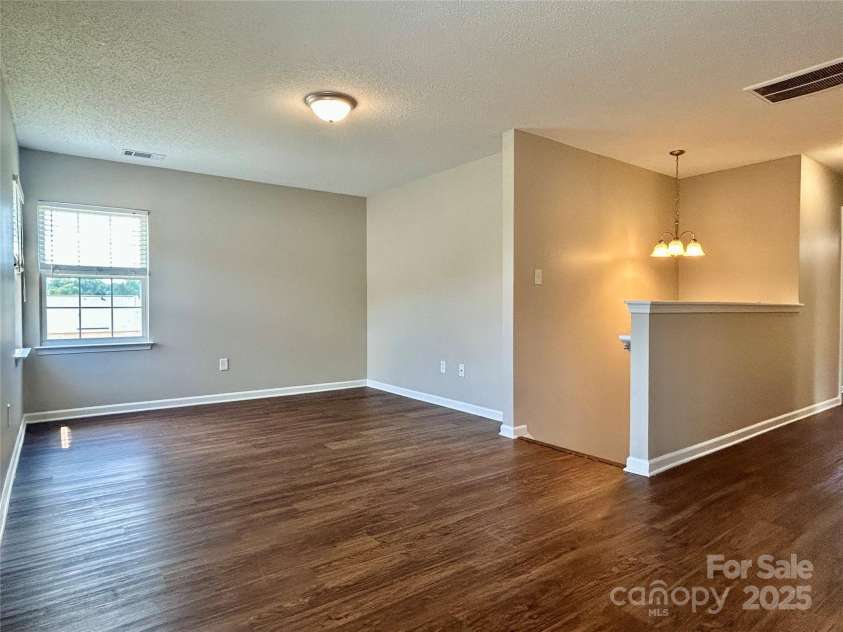 2819 Cougar Hill Court, Charlotte, NC 28216.  MLS# CAR4269520, YatesRealty ID 28537. 