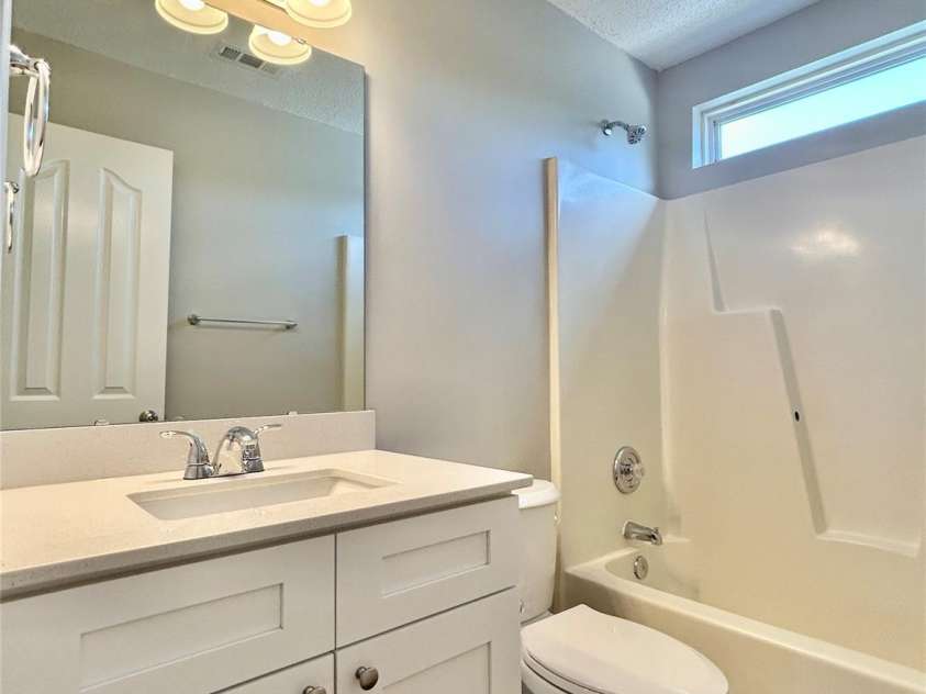 2819 Cougar Hill Court, Charlotte, NC 28216.  MLS# CAR4269520, YatesRealty ID 28537. 