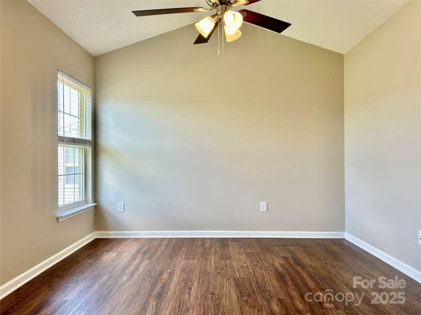 2819 Cougar Hill Court, Charlotte, NC 28216.  MLS# CAR4269520, YatesRealty ID 28537. 
