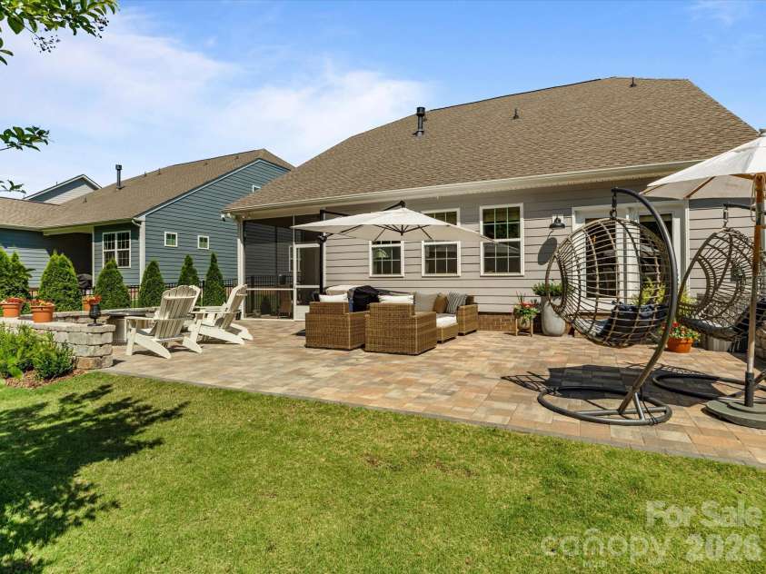 3141 Deep River Way, Waxhaw, NC 28173.  MLS# CAR4384058, YatesRealty ID 28537. 