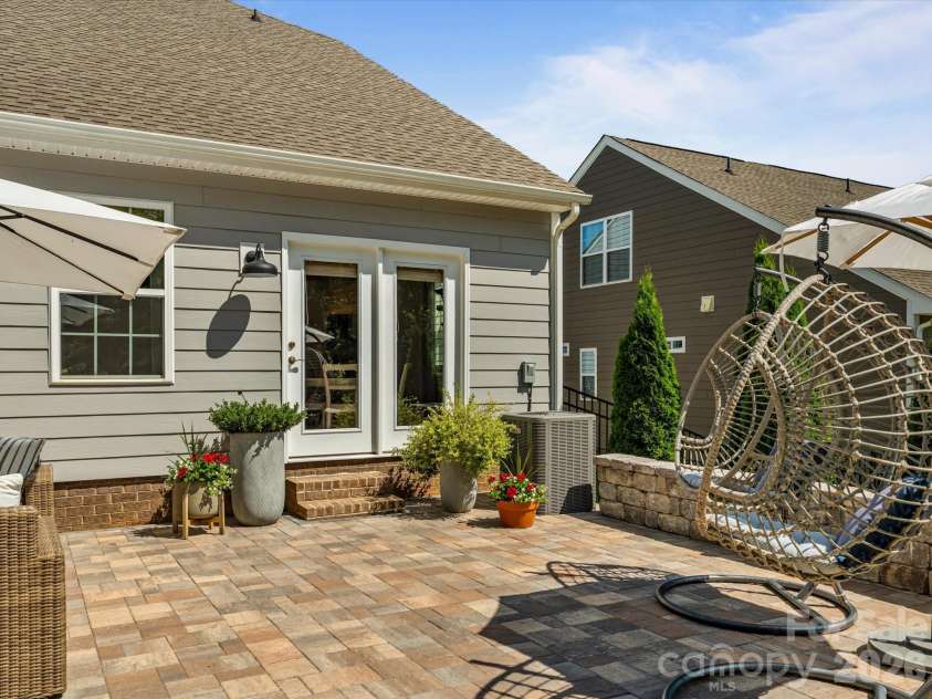 3141 Deep River Way, Waxhaw, NC 28173.  MLS# CAR4384058, YatesRealty ID 28537. 