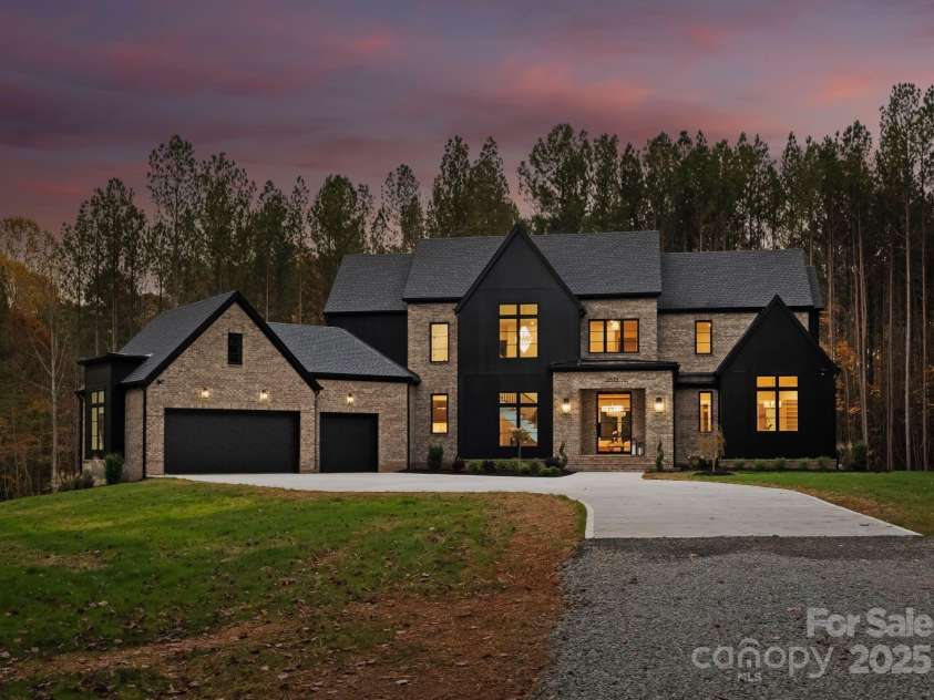 2572 Norton Avenue, Denver, NC 28037.  MLS# CAR4274916, YatesRealty ID 28539. 