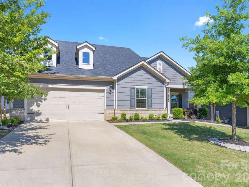 9306 Dufaux Drive, Charlotte, NC 28278.  MLS# CAR4380832, YatesRealty ID 28539. 
