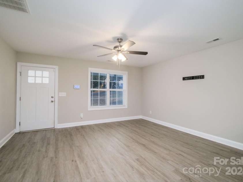 1014 Kansas Street, Kannapolis, NC 28083.  MLS# CAR4206493, YatesRealty ID 2854. 