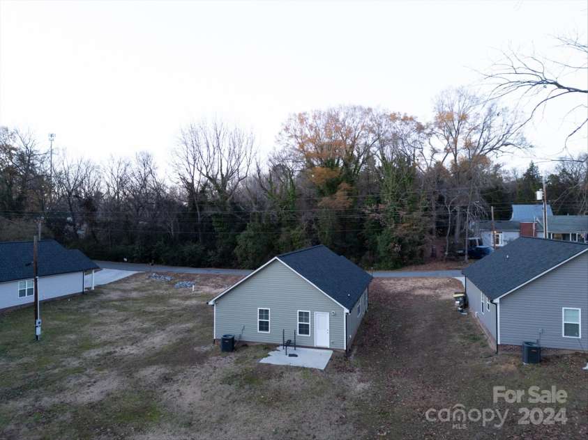 1014 Kansas Street, Kannapolis, NC 28083.  MLS# CAR4206493, YatesRealty ID 2854. 