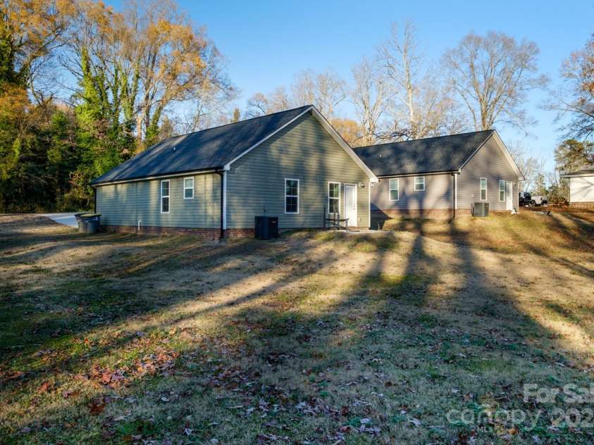 1014 Kansas Street, Kannapolis, NC 28083.  MLS# CAR4206493, YatesRealty ID 2854. 