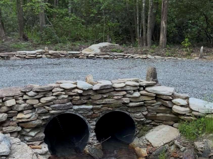 204 Rush Creek Road, Black Mountain, NC 28711.  MLS# CAR4388413, YatesRealty ID 28541. 