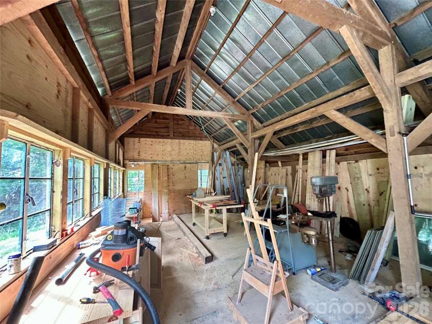 204 Rush Creek Road, Black Mountain, NC 28711.  MLS# CAR4388413, YatesRealty ID 28541. 
