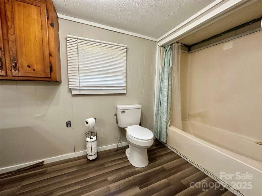 4207 Peach Orchard Road, Granite Falls, NC 28630.  MLS# CAR4279461, YatesRealty ID 28542. 