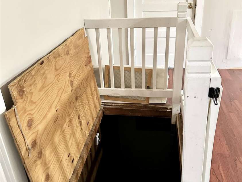 4207 Peach Orchard Road, Granite Falls, NC 28630.  MLS# CAR4279461, YatesRealty ID 28542. Interior Basement Stair Access