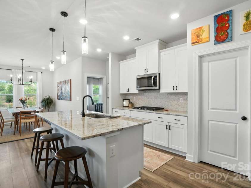 3140 Seville Street, Charlotte, NC 28214.  MLS# CAR4285079, YatesRealty ID 28543. 
