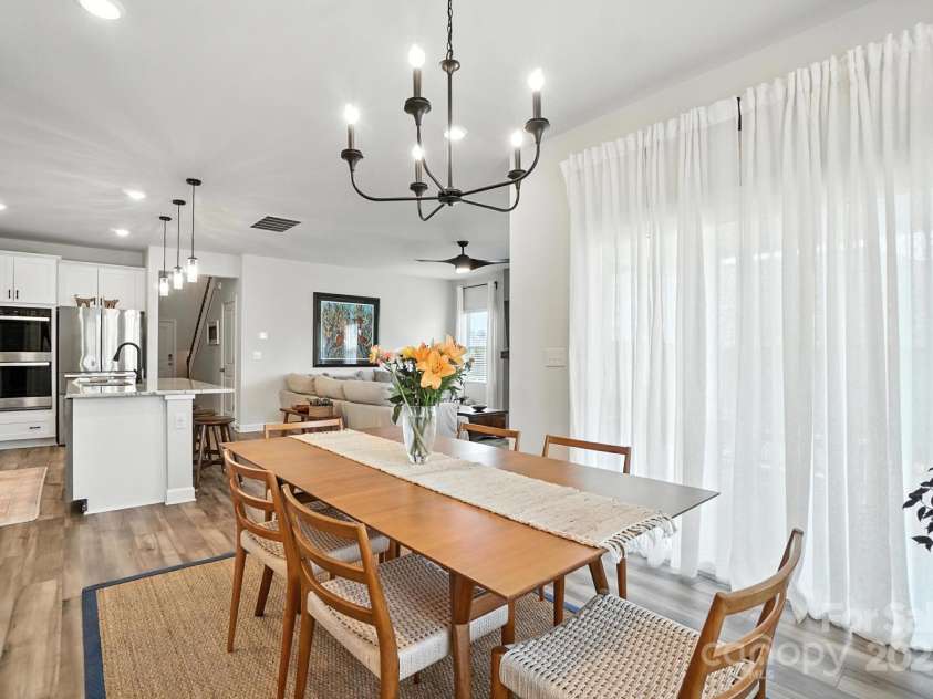 3140 Seville Street, Charlotte, NC 28214.  MLS# CAR4285079, YatesRealty ID 28543. Open dining designed for everyday living and entertaining