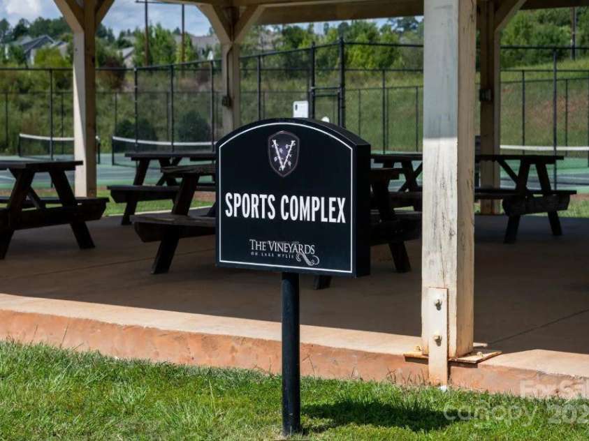 3140 Seville Street, Charlotte, NC 28214.  MLS# CAR4285079, YatesRealty ID 28543. Sports complex with tennis, pickleball, bocce ball and more