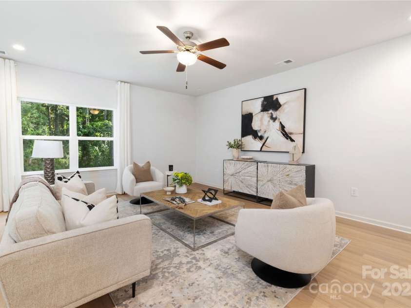 1125 Thayer Glen Court, Charlotte, NC 28213.  MLS# CAR4276499, YatesRealty ID 28544. 