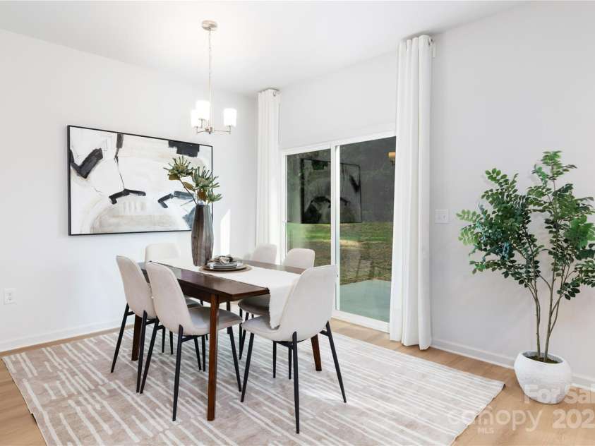 1125 Thayer Glen Court, Charlotte, NC 28213.  MLS# CAR4276499, YatesRealty ID 28544. 