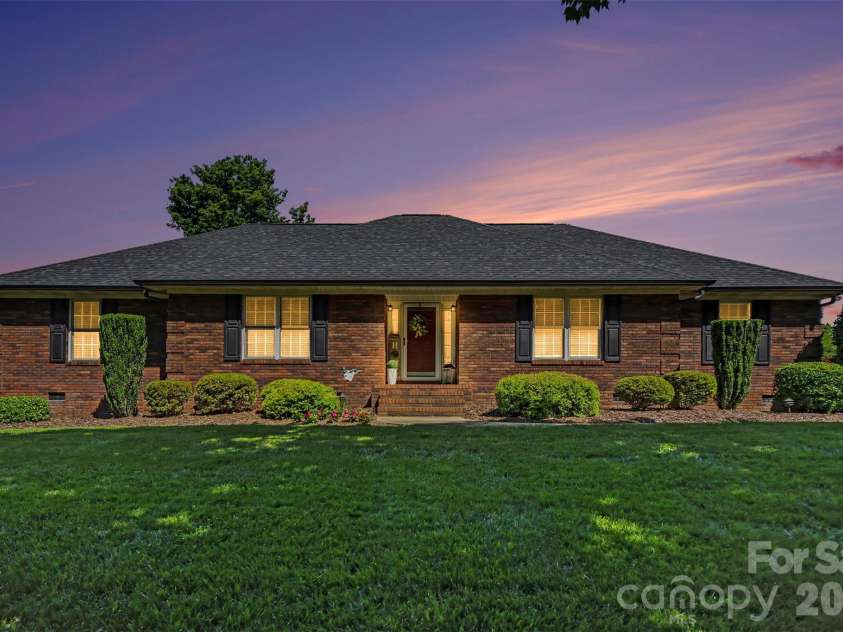 9903 Madres Court, Concord, NC 28027.  MLS# CAR4380486, YatesRealty ID 28544. 
