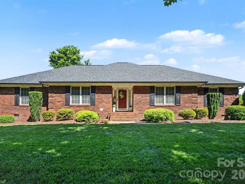 9903 Madres Court, Concord, NC 28027.  MLS# CAR4380486, YatesRealty ID 28544. 