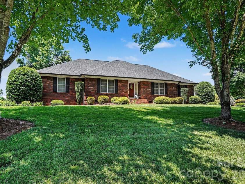 9903 Madres Court, Concord, NC 28027.  MLS# CAR4380486, YatesRealty ID 28544. 