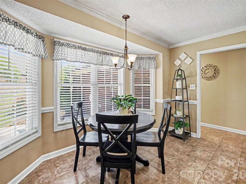 9903 Madres Court, Concord, NC 28027.  MLS# CAR4380486, YatesRealty ID 28544. Breakfast nook