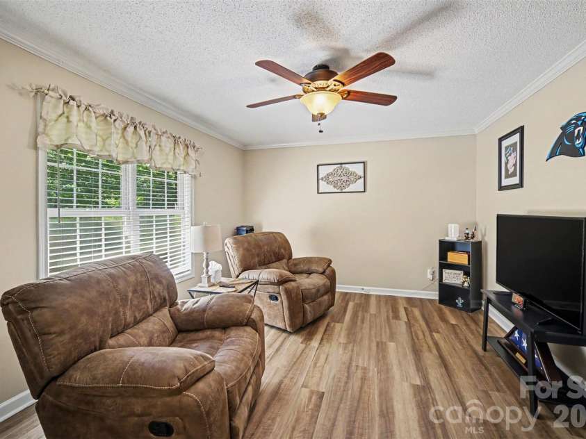 9903 Madres Court, Concord, NC 28027.  MLS# CAR4380486, YatesRealty ID 28544. Flex space