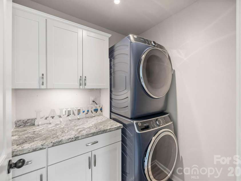 299 Annatto Way, Tega Cay, SC 29708.  MLS# CAR4373552, YatesRealty ID 28548. Laundry