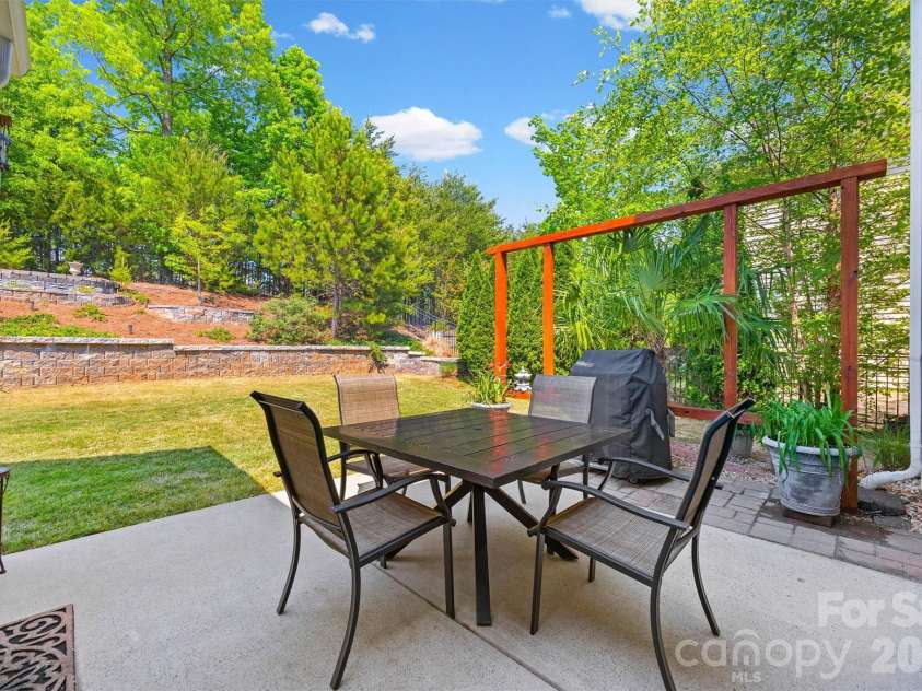 299 Annatto Way, Tega Cay, SC 29708.  MLS# CAR4373552, YatesRealty ID 28548. Private patio