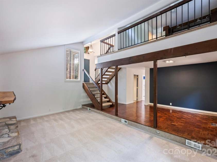 1419 Jules Court, Charlotte, NC 28226.  MLS# CAR4272496, YatesRealty ID 28549. 