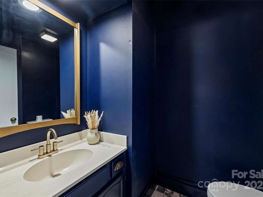 1419 Jules Court, Charlotte, NC 28226.  MLS# CAR4272496, YatesRealty ID 28549. 