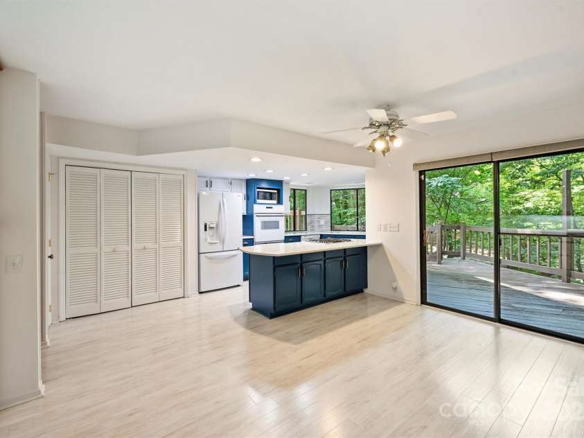 1419 Jules Court, Charlotte, NC 28226.  MLS# CAR4272496, YatesRealty ID 28549. 