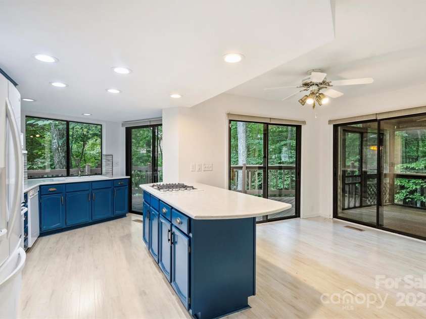 1419 Jules Court, Charlotte, NC 28226.  MLS# CAR4272496, YatesRealty ID 28549. 