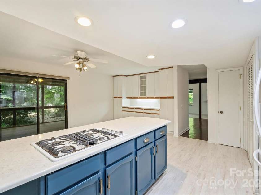 1419 Jules Court, Charlotte, NC 28226.  MLS# CAR4272496, YatesRealty ID 28549. 