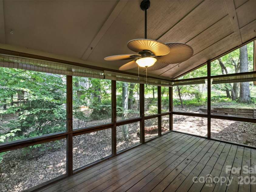 1419 Jules Court, Charlotte, NC 28226.  MLS# CAR4272496, YatesRealty ID 28549. 