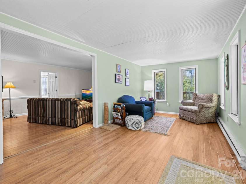 615 Leisure Acres Lane, Boone, NC 28607.  MLS# CAR4389319, YatesRealty ID 28549. 